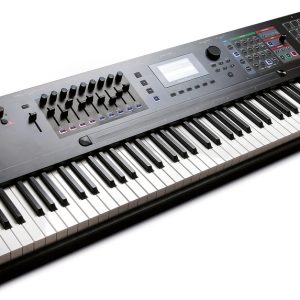 Alternative view of Kurzweil K2700 88-Key Synthesizer Workstation